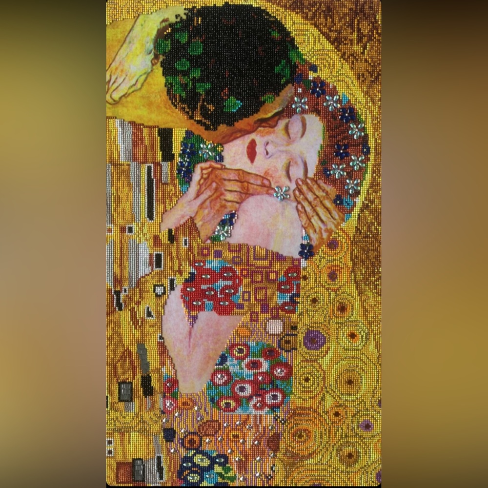 The Kiss (paint by diamonds).